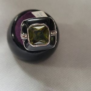 Lia Sophia Ring size 11